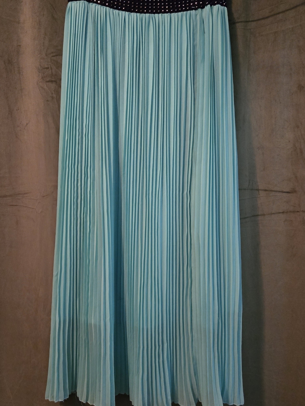 Magic Aqua Pleated Maxi Skirt